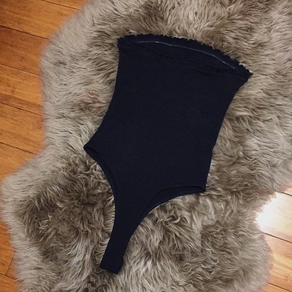 Strapless Bodysuit - Picture 2 of 4